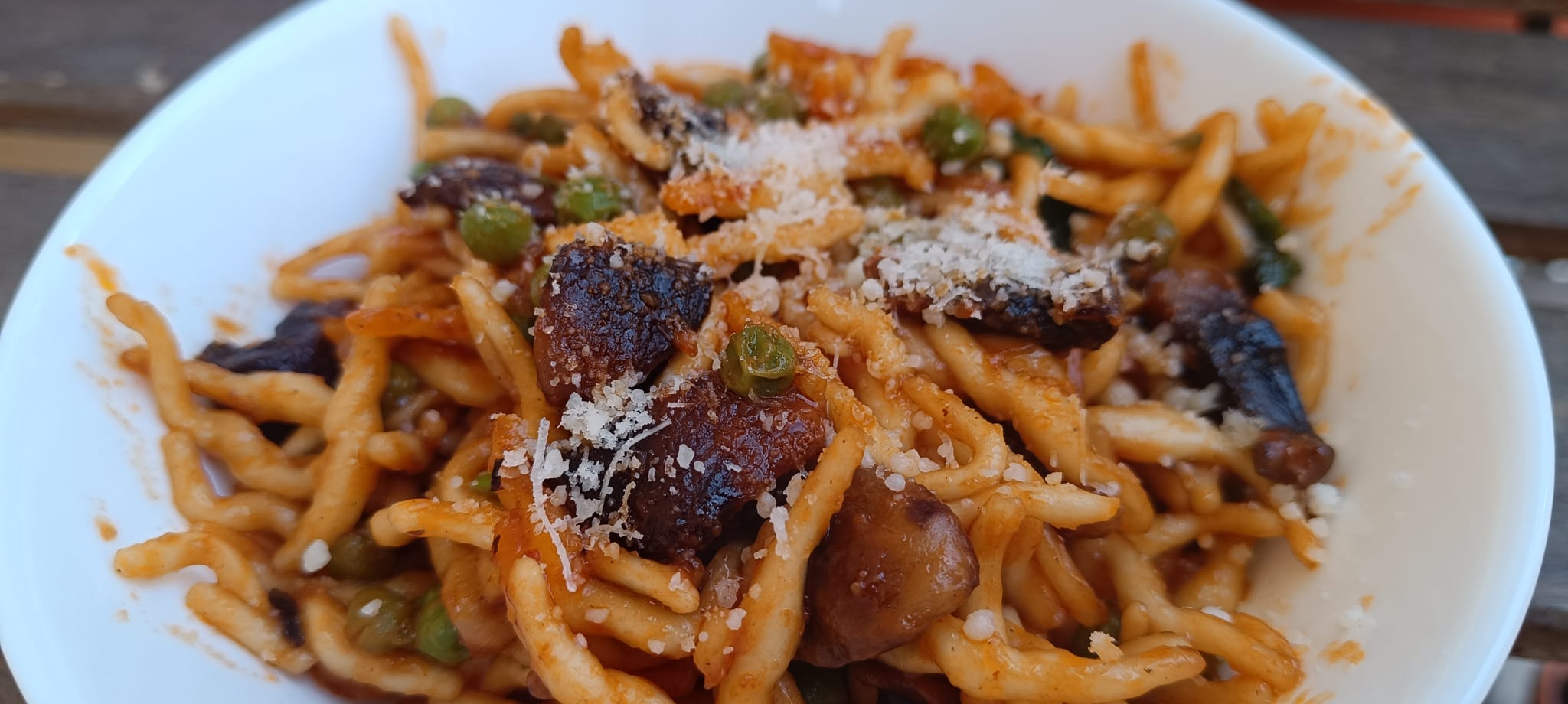 trofie-funghi-e-piselli-ricetta