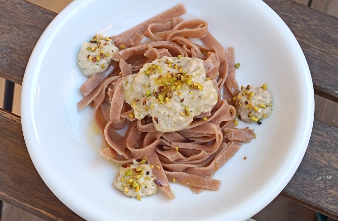pasta-di-farro-con-crema-di-broccolo-siciliano-ricetta