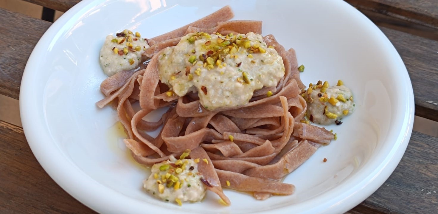 pasta-di-farro-con-crema-di-broccolo-siciliano-click
