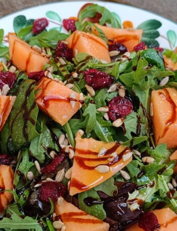 insalata-melone-e-mirtilli-ricetta